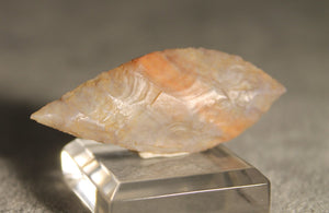 Neolithic Multicolour Agate Flint Leaf-Shaped Arrowhead – 4.9 cm | Ténéré, Mali