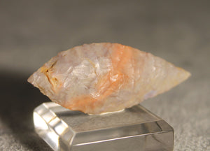 Neolithic Multicolour Agate Flint Leaf-Shaped Arrowhead – 4.9 cm | Ténéré, Mali