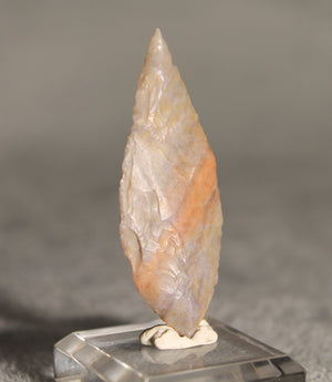Neolithic Multicolour Agate Flint Leaf-Shaped Arrowhead – 4.9 cm | Ténéré, Mali